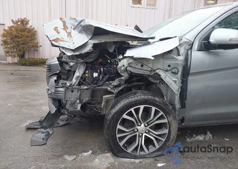 2016 Mitsubishi Outlander Sport 2.4 Es z USA, uszkodzony, nr VIN JA4AP3AW5GZ025822